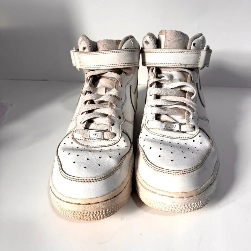 Nike Air Force One High Top SIZE 7Y